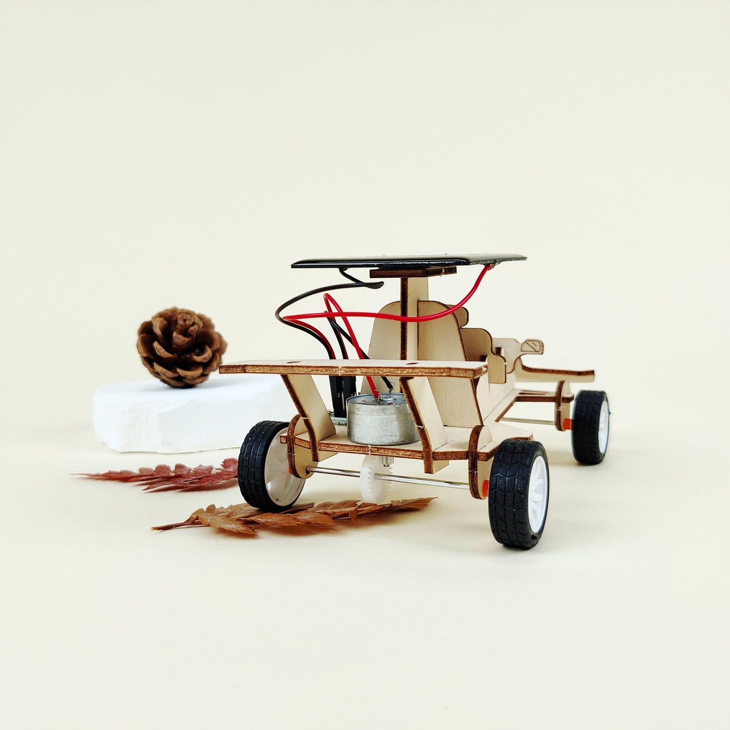 Solar Race Car DIY Kit, Educational STEM Toy